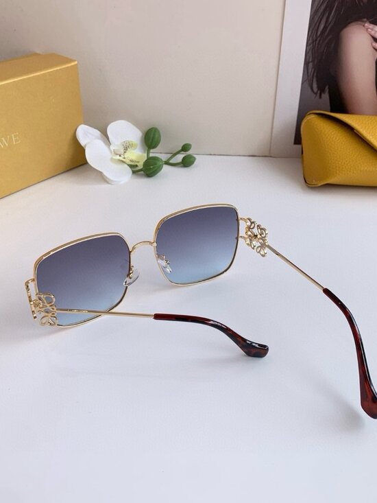✅NWT Authentic Loewe Sunglasses main image 7